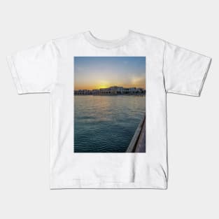 sunset bay Kids T-Shirt